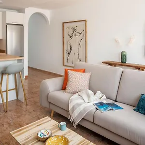 apartamento-la-lapa-playa-honda-lanzarote.in-canary-islands.com/